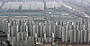 A scene of Seoul's apartment complexes is seen from the Lotte World Tower in southern Seoul on Feb. 13. Presidential candidates have been rolling out real estate policies as housing prices have skyrocketed by 46 percent in Seoul and 30.6 percent nationwide since the Moon Jae-in administration first took office. [NEWS1]