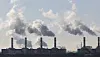 Coal power plants in Incheon in December 2020. [YONHAP]