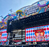 Thousands of people gather for Psy’s “Summer Swag 2022” show held at Jamsil Olympic Stadium in southern Seoul on July 15. [Han Shui-bin]