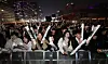 Crowds gather to cheer for the League of Legends (LoL) World Championship at Gwanghwamun Square in Jongno District, central Seoul, on Sunday. [NEWS1]