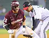 Kiwoom Heroes outfielder Lee Jung-hoo celebrates after hitting a two-run triple at the top of the sixth inning of a game against the LG Twins at Jamsil Baseball Stadium in southern Seoul on May 24. [YONHAP]