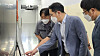 Samsung Electronics Vice Chairman Lee Jae-yong looks around the Samsung Electro-Mechanics production line in Busan on Thursday. [SAMSUNG ELECTRONICS]