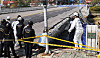 Police and National Forensic Service investigators conduct a site inspection of the collapsed walkway of Jeongja Bridge in Seongnam's Bundang District on Friday. [YONHAP]