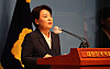 Rep. Yun Hee-suk of the People Power Party on Wednesday announces her decision to resign from the post on Wednesday. [YONHAP]