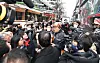 Choi Seong-beom, center, chief of the Yongsan Fire Station, briefs lawmakers conducting a bipartisan parliamentary probe into the Itaewon crowd crush at the site of the tragedy in Yongsan District, central Seoul, Wednesday. [JOINT PRESS CORPS]