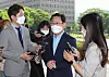Minister of Justice Park Beom-kye answers questions from the press about his prosecutor reshuffle at the Ministry of Justice headquarters in Gwacheon, Gyeonggi, on Friday. [YONHAP]