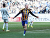 Ulsan Hyundai's Gustav Ludwigson celebrates after scoring a goal to make it 2-1 against Jeonbuk Hyundai Motors at Ulsan Munsu Football Stadium in Ulsan on Saturday. [YONHAP]