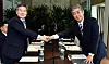 Korean Defense Minister Chung Kyung-doo and his Japanese counterpart Takeshi Iwaya shake hands before having a meeting in Singapore to discuss ways to normalize military exchanges between the two countries, June 1, 2019. [MINISTRY OF NATIONAL DEFENSE]