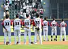 LG Twins players, all in No. 33 jerseys bearing Park Yong-taik's name or one of his nicknames, stand for the national anthem at the start of a game against the Lotte Giants at Jamsil Baseball Stadium in southern Seoul on Sunday. [YONHAP]
