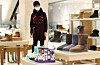 UGG boots on display at Shinsegae Department Store in central Seoul on Tuesday. Fashion items that were popular in the 1990s and 2000s are making a comeback, including duffle coats and UGG boots. Shinsegae Department Store saw sales of such items increase between 43 percent and 60 percent last month compared to a year ago. [YONHAP]
