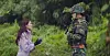Actor Son Ye-jin, left, and Hyun Bin as their characters Yoon Se-ri and Ri Jeong-hyuk in the tvN drama series ″Crash Landing On You″ [TVN]