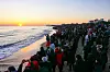 People flock to Naksan Beach, Yangyang County, in Gangwon for the annual sun-greeting event on Jan. 1. [YANGYANG COUNTY OFFICE]