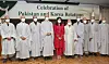 Ambassador of Pakistan to Korea Mumtaz Zahra Baloch, sixth from right, and Venerable Wonhaeng, president of Jogye Order of Korean Buddhism, fifth from right, attend a ceremony to celebrate Pakistan-Korea relations at the Lotte Hotel Seoul on Thursday, during which Wonhaeng was awarded the Sitara-I-Pakistan award in recognition of his contribution to the cultural relations of the two countries. [PARK SANG-MOON]