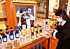 Italian perfume brand Acqua di Parma’s pop-up store is at Lotte Department Store’s main branch in central Seoul on Tuesday. The perfume brand is targeting Valentine’s Day, which falls on Sunday. [YONHAP]