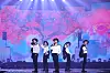 Tomorrow X Together on Sunday night performs for its second Seoul show of its first world tour, ″Act: Love Sick,″ at Jamsil Arena in southern Seoul. From left are Hueningkai, Taehyun, Soobin, Yeonjun and Beomgyu. [BIGHIT MUSIC]