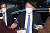 Prosecutor General Yoon Seok-youl enters the Supreme Prosecutors' Offi ce on Tuesday after the Seoul Administrative Court issued an injunction to temporarily lift his suspension. [YONHAP]