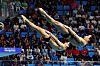 Korean divers Woo Ha-ram and Yi Jae-gyeong compete in the men’s synchronized 3-meter springboard final held at Hangzhou Olympic Sports Centre Aquatic Sports Arena in Hangzhou, China on Saturday. [JOONGANG ILBO]