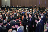 President Yoon Suk Yeol, center right, and first lady Kim Keon Hee greet leaders of overseas Korean communities at a ceremony celebrating the 17th World Korean Day at Lotte Hotel World in Jamsil, southern Seoul, Thursday. [PRESIDENTIAL OFFICE]