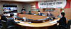 Sung Yun-mo, Minister of Trade, Industry and Energy, attends a meeting on the won appreciation against the U.S. dollar and its impact on Korean exporters with officials from research institutes as well as exporters and financial institutions via video conference held at the Korea Trade Insurance Corporation's office in central Seoul on Tuesday. [YONHAP]