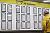 Available jobs are listed at an employment center in Seoul on Monday. The number of employment insurance subscribers in the manufacturing sector increased by 116,000 on-year as of late November, according to the Ministry of Employment and Labor on Monday. The surge came from the addition of 119,000 newly subscribed foreign workers, while the number of Korean nationals dropped by 3,000. This is the second consecutive month in which less Koreans have subscribed. [YONHAP]