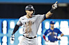 Aaron Judge of the New York Yankees rounds the bases after hitting his 61st home run of the season against the Toronto Blue Jays at Rogers Centre in Toronto on Wednesday to tie Roger Maris for the American League record.  [AFP/YONHAP]