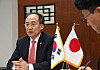 Finance Minister Choo Kyung-ho speaks during a virtual meeting with his Japanese counterpart in western Seoul on Thursday. [MINISTRY OF ECONOMY AND FINANCE]