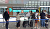 People who entered Korea from abroad line up to get tested for Covid-19 at Incheon Internation Airport on Sunday. [NEWS1]