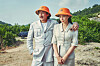 Actors Lee Sun-kyun, left, and Lee Ha-nee, right, in the romantic comedy film ″Killing Romance″ [LOTTE ENTERTAINMENT]