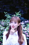 Chuu of girl group LOONA [BLOCKBERRY CREATIVE]