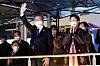 President Moon Jae-in and the First Lady Kim Jung-sook wave to the audiences at the K-pop concert. [NEWS1]