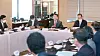 Jang Young-jin, Vice Minister of Trade, Industry and Energy discuss the acceptance of 17 companies on a government program that provide support on business expansion at a hotel in Seoul on Wednesday. [MINISTRY OF TRADE, INDUSTRY AND ENERGY]