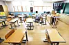 A teacher meets his students virtually in a classroom at Hanter Elementary School in Yongin, Gyeonggi, last year. [YONHAP]