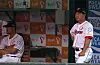 Lee Man-soo watches a game between the SK Wyverns, where he was a coach, and the LG Twins in 2011. [JOONGANG PHOTO]