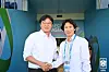 Left, head coach of the Korean U-23 team Hwang Sun-hong poses for a picture with head coach of the Vietnam U-23 team Gong Oh-kyun at Lokomotiv Stadium in Tashkent, Uzbekistan on Sunday. [NEWS1]