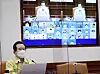 Prime Minister Chung Sye-kyun announces Sunday that 117,000 doses of the Pfizer vaccine will arrive next Friday and that vaccinations of frontline Covid-19 medical workers will begin the following day during a coronavirus response meeting at the central government complex in central Seoul. [NEW1]