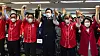 Seoul Mayor Oh Se-hoon of the conservative People Power Party (PPP), center, cheers after the three major broadcasters announce the results of a joint exit poll for the June 1 local elections, watching from his campaign headquarters at the Korea Press Center in central Seoul Wednesday evening. [JOINT PRESS CORPS]