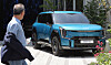 A passerby looks at EV9 displayed at Kia EV Unplugged Ground exhibition center in Seongsu-dong, eastern Seoul. [NEWS1]
