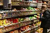 Snacks are displayed at a discount mart in Seoul on Wednesday. Nongshim announced that it will raise the prices of 22 items by six percent on average starting in March, its first price increase since November 2018. [YONHAP]