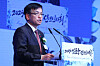 Finance Minister Choi Sang-mok gives a New Year's address in a meeting with leaders in the financial industry at Lotte Hotel in central Seoul on Wednesday. [YONHAP]
