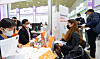 A participant sits in a mock interview at last year's Job Fair for International Students, hosted by the Korea Trade-Investment Promotion Agency. [NEWS1]