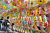 Visitors attend the 24th Wonju Hanji Festival in Wonju Hanji Theme Park, in Wonju, Gangwon Province on Thursday. [NEWS1]