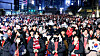 Football fans cheer on the streets at Gwanghwamun Square in Jongno District, central Seoul on Nov. 2, 2022. [YONHAP]