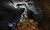 Manjanggul is the only lava tube that is open to the public. It's the longest lava tube on the island, stretching 7.4 kilometers, but only 1 kilometer is open to the public. At the end of the tube stands this large lava column. [JEJU SPECIAL SELF-GOVERNING PROVINCE]