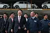 President Yoon Suk Yeol, front left, talks with Euisun Chung, executive chair of Hyundai Motor Group, at Hyundai's manufacturing plant in Ulsan on March 9. [YONHAP]