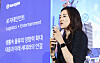 Cho Hyun-min, president of Hanjin Transportation, speaks at a press conference Tuesday. [HANJIN TRANSPORTATION]