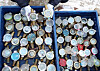 A worker from the water utility looks at water meters that burst because of the bitter cold in Jongno District, central Seoul on Tuesday. [NEWS1]