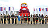 Russian Ambassador to Korea Andrey Kulik, center, Pyeongtaek Mayor Jung Jang-seon, to his right; and members of the Russian diplomatic community and the Pyeongtaek city government and city council take part in a ribbon-cutting ceremony at the Baedari Library in Pyeongtaek, Gyeonggi, on Thursday to kickstart Russian Culture Week. [PARK SANG-MOON]