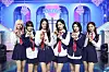 Girl group IVE during April's showcase for its second single 'Love Dive' (2022) [STARSHIP ENTERTAINMENT]