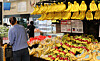 A visitor shops for bananas, imported from the Philippines, at a discount mart in Seoul. [NEWS1]