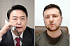 President-elect Yoon Suk-yeol, left, holds a phone call with Ukrainian President Volodymyr Zelensky Tuesday. [YONHAP]